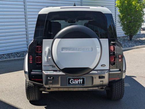 Fuji White 2022 Land Rover Defender 110 X-Dynamic HSE