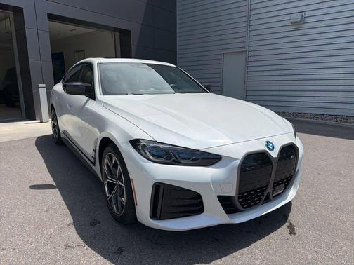 Mineral White Metallic 2023 BMW i4 Gran Coupe M50