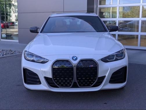 Mineral White Metallic 2023 BMW i4 Gran Coupe M50