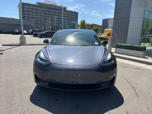 Gray 2022 Tesla Model 3 Long Range