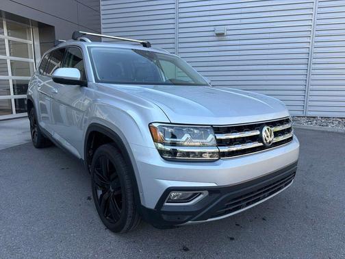 Reflex Silver Metallic 2019 Volkswagen Atlas 3.6L SEL Premium