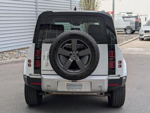 Fuji White 2025 Land Rover Defender 110 P300