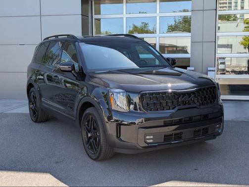 Ebony Black 2025 Kia Telluride SX Prestige X-Line