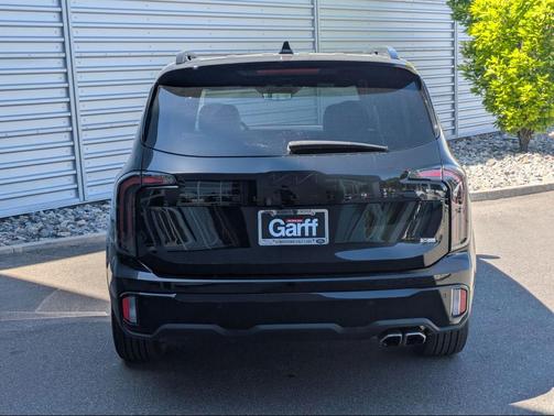 Ebony Black 2025 Kia Telluride SX Prestige X-Line