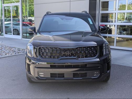 Ebony Black 2025 Kia Telluride SX Prestige X-Line