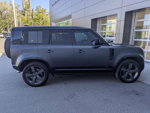 Carpathian Grey Premium Metallic 2024 Land Rover Defender 110 P525 Carpathian Edition