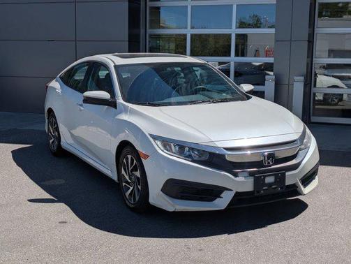 White 2017 Honda Civic EX