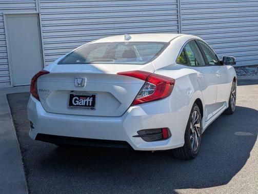 White 2017 Honda Civic EX