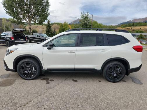 2025 Subaru Ascent Onyx Edition Touring 7-Passenger