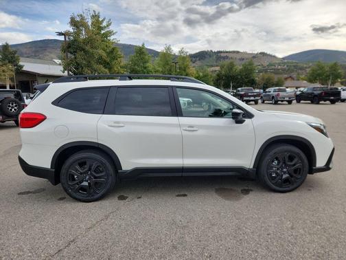 2025 Subaru Ascent Onyx Edition Touring 7-Passenger