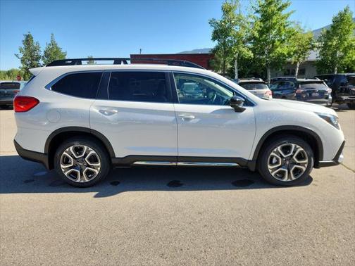 2025 Subaru Ascent Limited 8-Passenger
