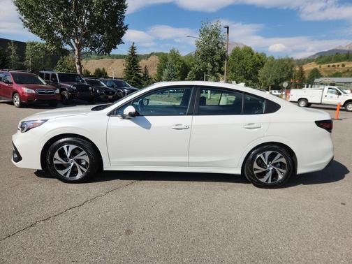2025 Subaru Legacy Premium