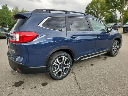 2025 Subaru Ascent Limited 8-Passenger