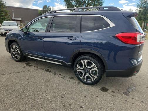 2025 Subaru Ascent Limited 8-Passenger