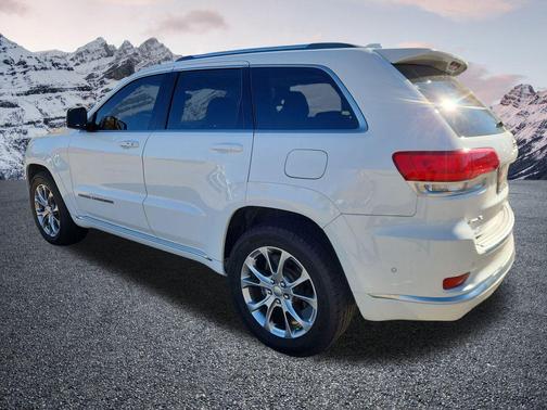 2019 Jeep Grand Cherokee Summit