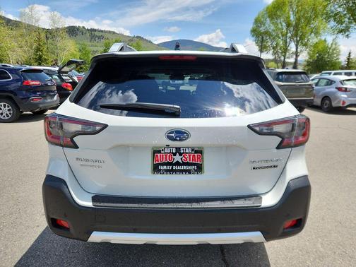 2025 Subaru Outback Touring XT