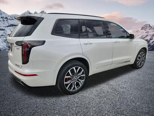 2022 Cadillac XT6 Sport AWD