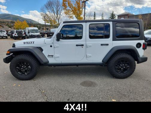 2020 Jeep Wrangler Unlimited Willys 4X4