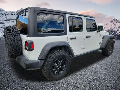 2020 Jeep Wrangler Unlimited Willys 4X4