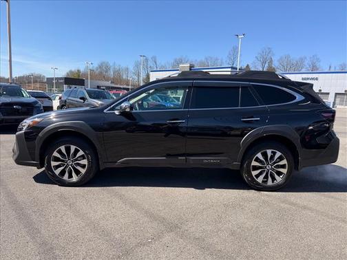 2025 Subaru Outback Touring XT