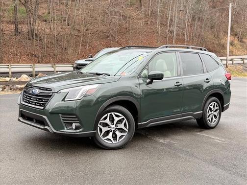 2023 Subaru Forester Premium
