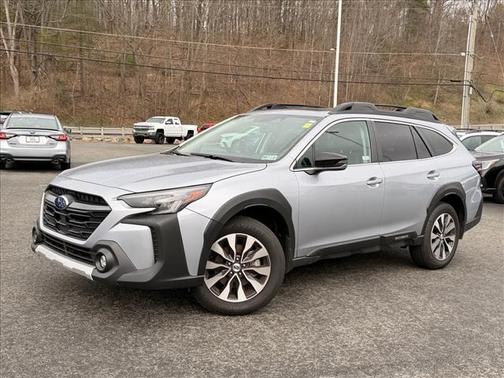 Ice Silver Metallic 2025 Subaru Outback Limited