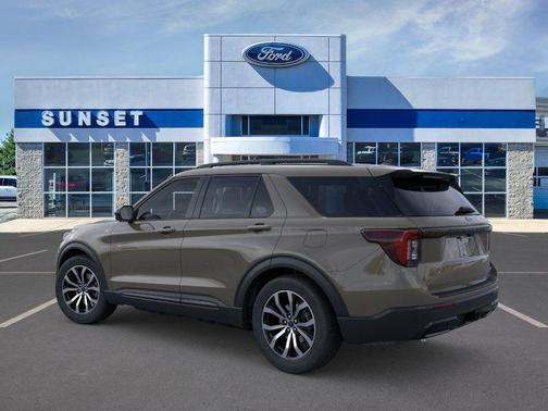 2026 Ford Explorer ST-Line