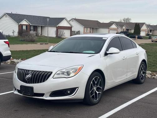 2016 Buick Regal Turbo Sport Touring
