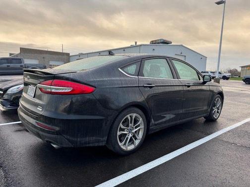 2020 Ford Fusion SEL
