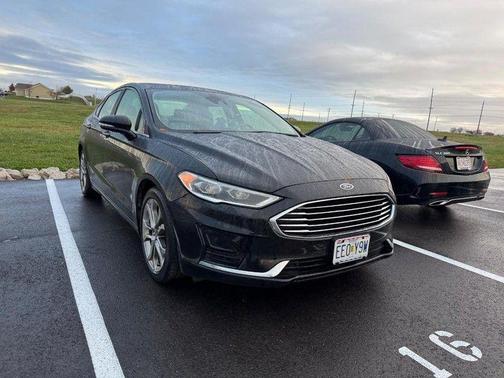 2020 Ford Fusion SEL