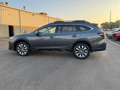 2023 Subaru Outback Touring