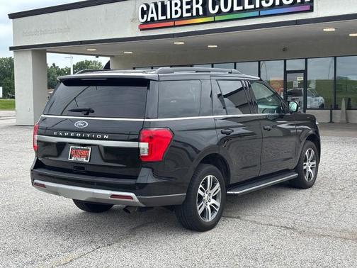 Agate Black Metallic 2023 Ford Expedition XLT