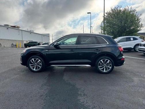 2023 Audi Q5 45 S line Premium Plus