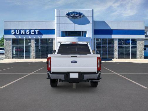 2025 Ford F-350 Lariat