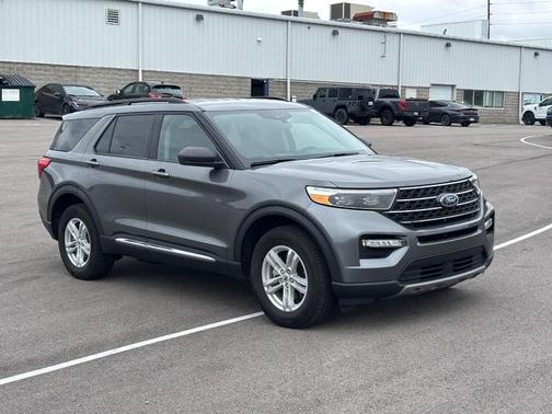 Carbonized Gray Metallic 2024 Ford Explorer XLT