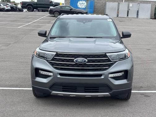 Carbonized Gray Metallic 2024 Ford Explorer XLT