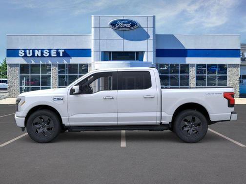 2025 Ford F-150 Lightning LARIAT