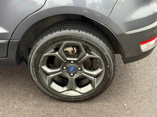 2018 Ford EcoSport SES