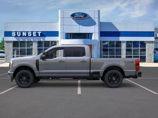Carbonized Gray Metallic 2026 Ford F-350 Lariat