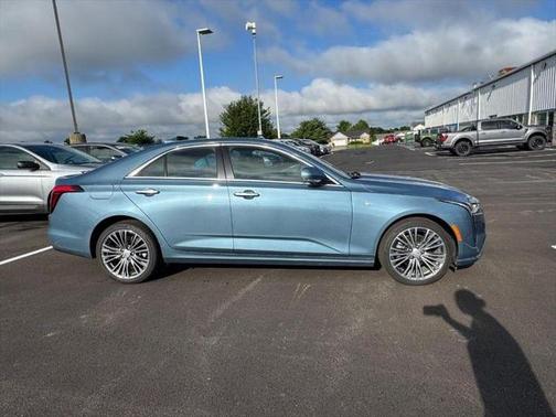 2024 Cadillac CT4 Premium Luxury