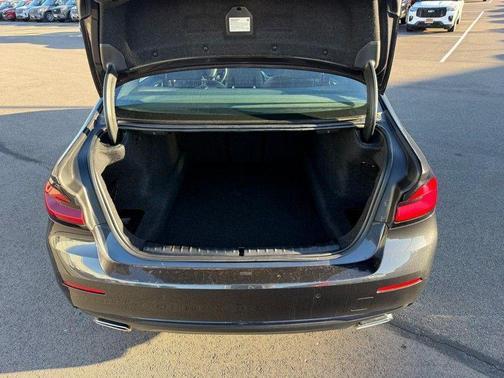 2023 BMW 540 i xDrive