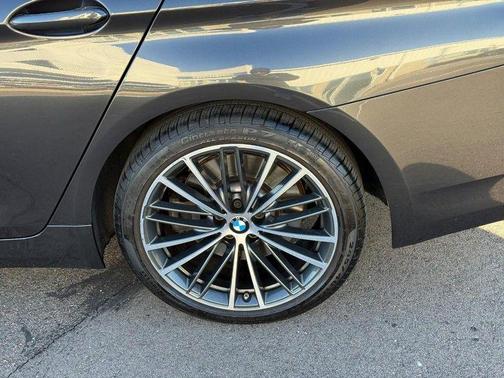 2023 BMW 540 i xDrive