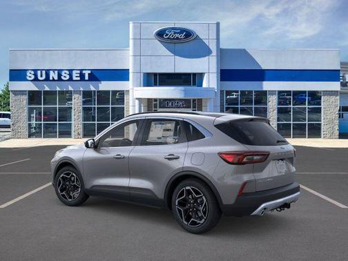 2026 Ford Escape Platinum