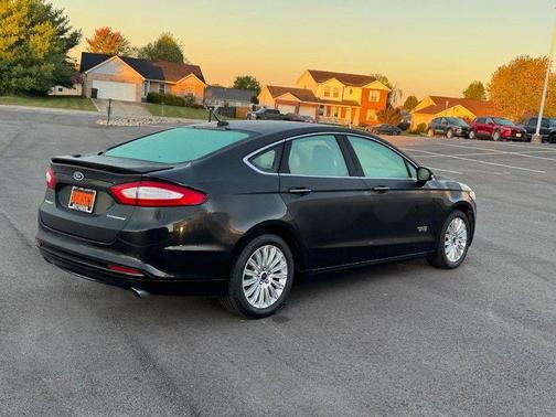 2014 Ford Fusion Energi Titanium