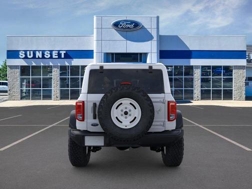 Oxford White 2026 Ford Bronco Heritage Edition