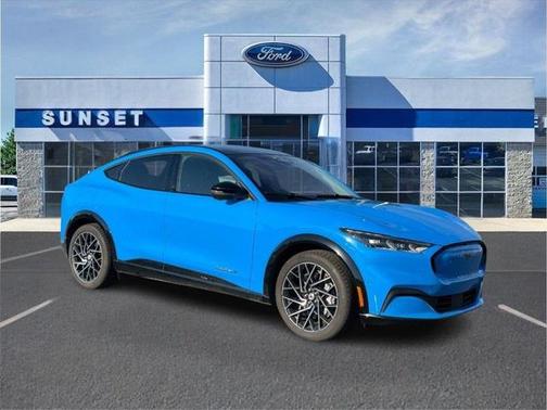 2022 Ford Mustang Mach-E Premium