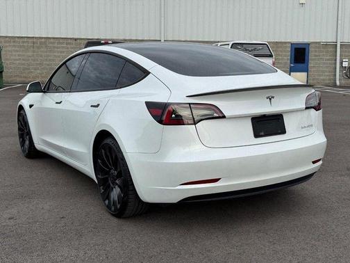 2023 Tesla Model 3 Performance
