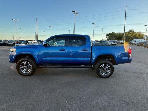 2017 Toyota Tacoma TRD Sport