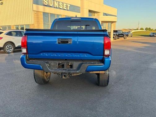2017 Toyota Tacoma TRD Sport