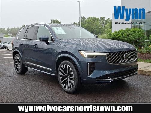 2025 Volvo XC90 B5 Plus 6-Seater